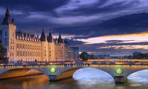 Photo Carrousel Dominick Perran-Arrindell - 2